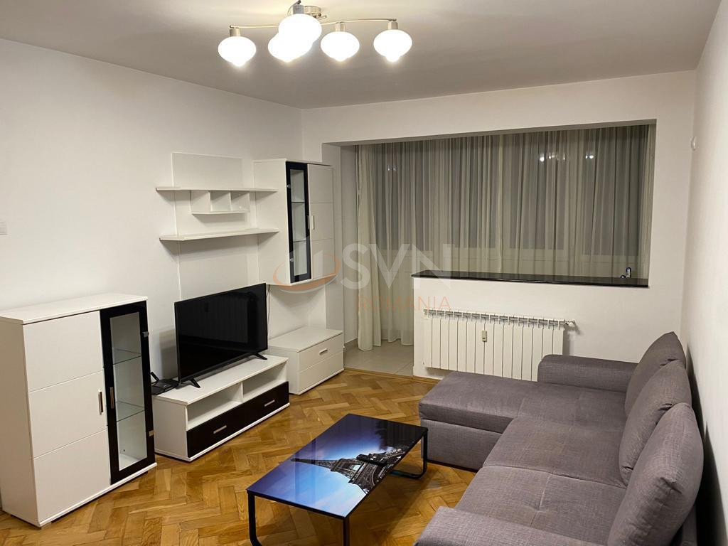 Apartament, 2 camere Bucuresti/Piata Victoriei