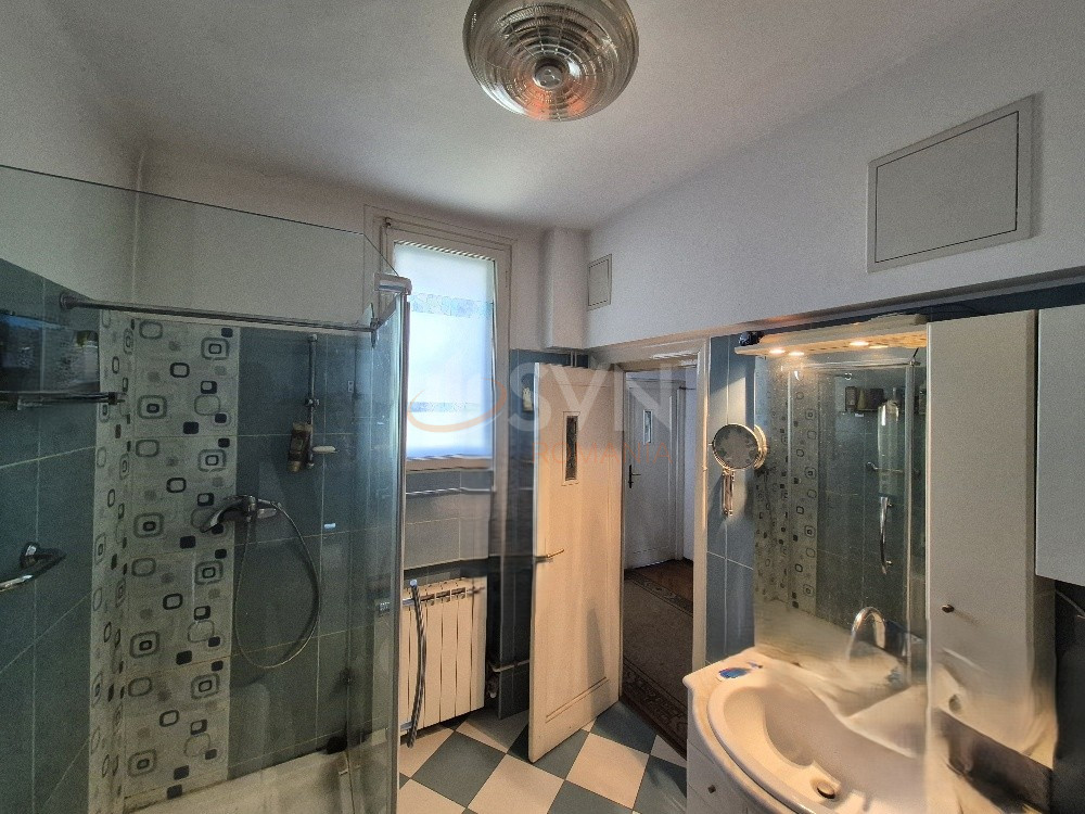 Apartament, 3 camere Bucuresti/Dacia