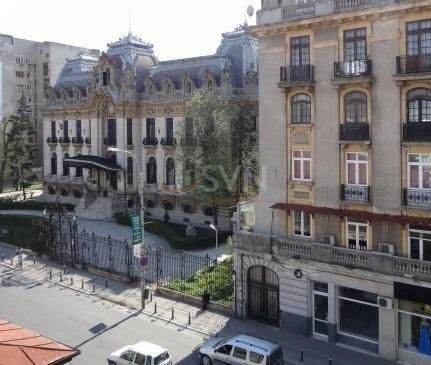 Apartament, 3 camere Bucuresti/Calea Victoriei