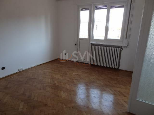 Apartament, 3 camere Bucuresti/Calea Victoriei
