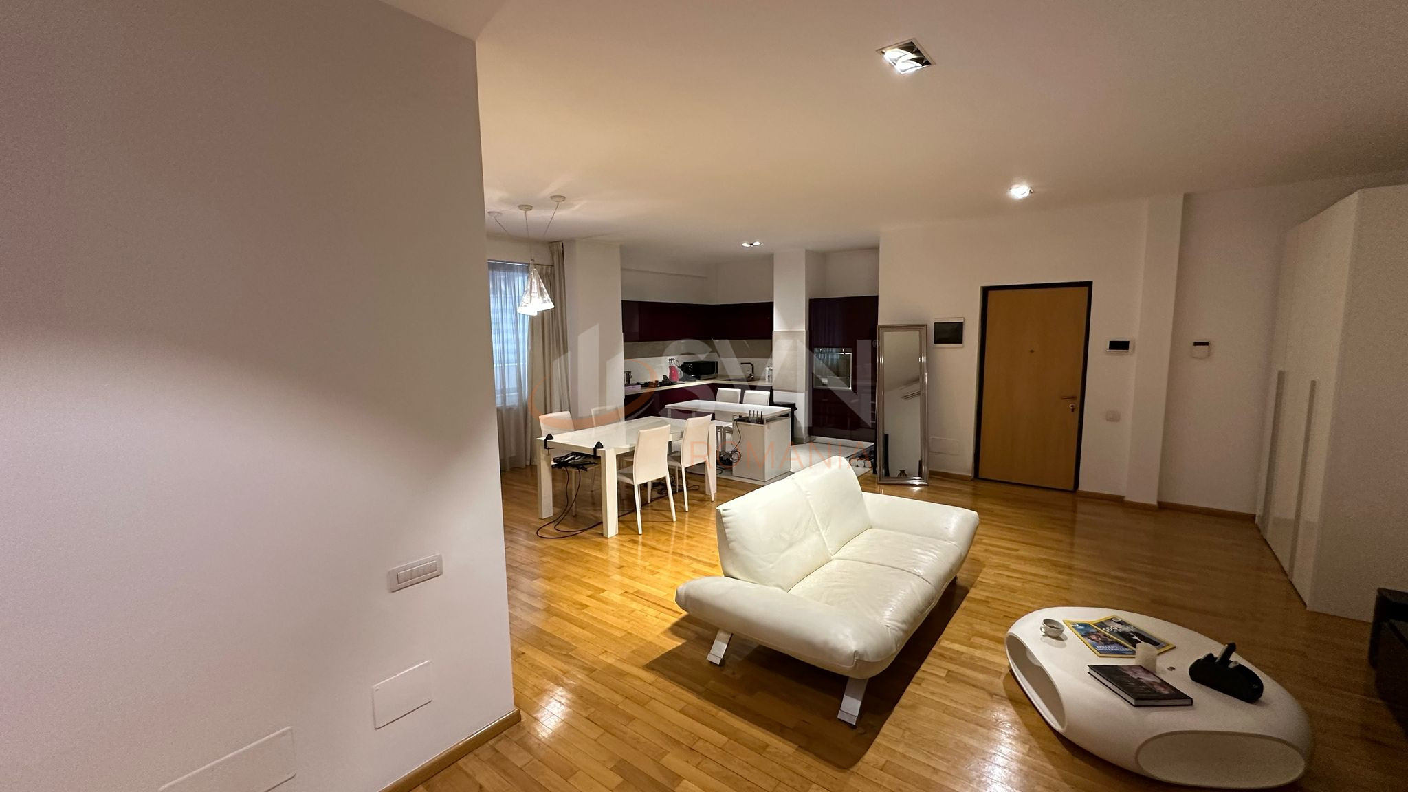Apartament, 3 camere Bucuresti/Herastrau