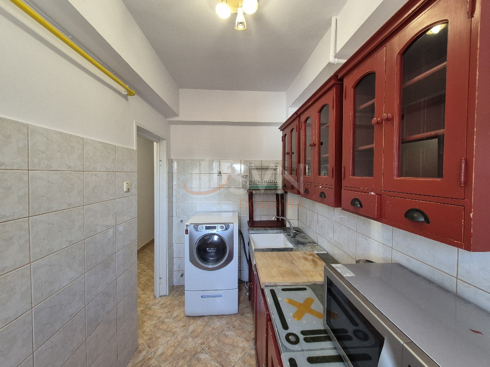 Apartament, 3 camere Bucuresti/Calea Victoriei