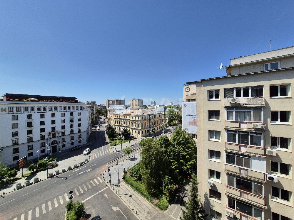 Apartament, 3 camere Bucuresti/Calea Victoriei