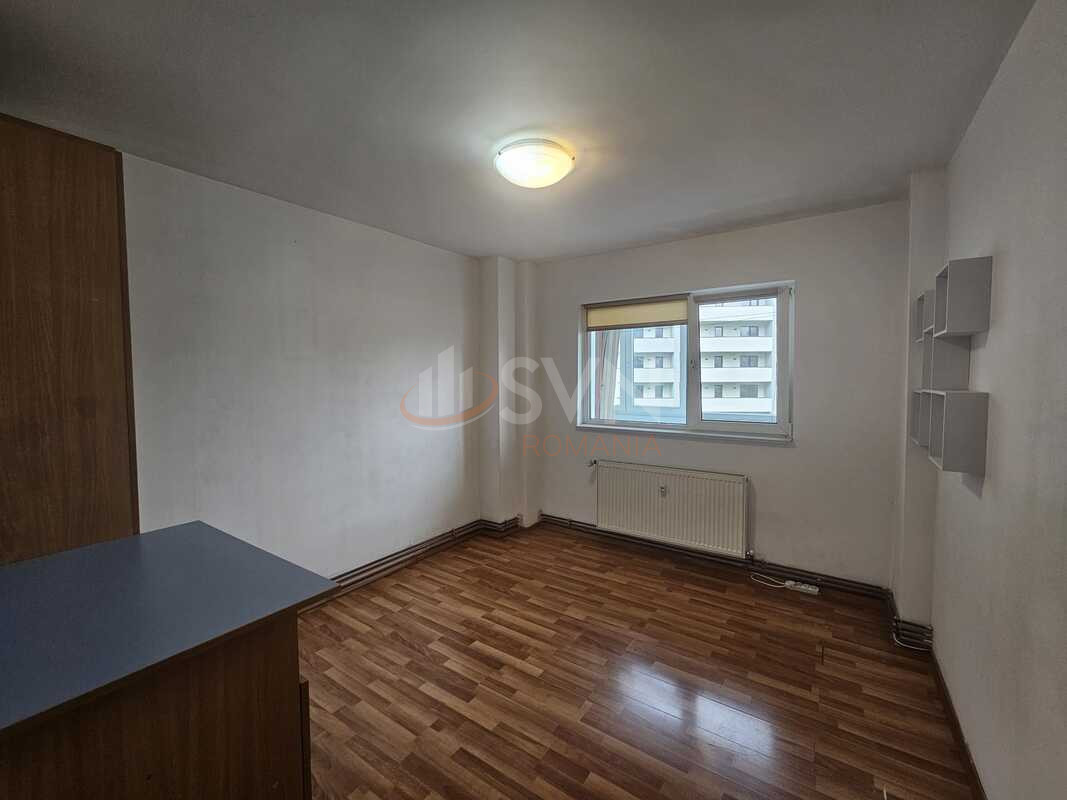 Apartament, 3 camere Bucuresti/Apusului