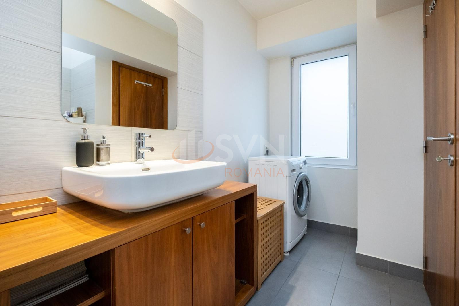 Apartament, 3 camere Bucuresti/Piata Muncii