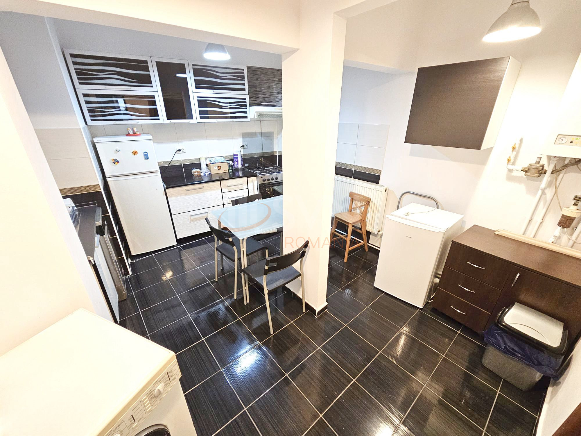 Apartament, 3 camere Bucuresti/Alba Iulia