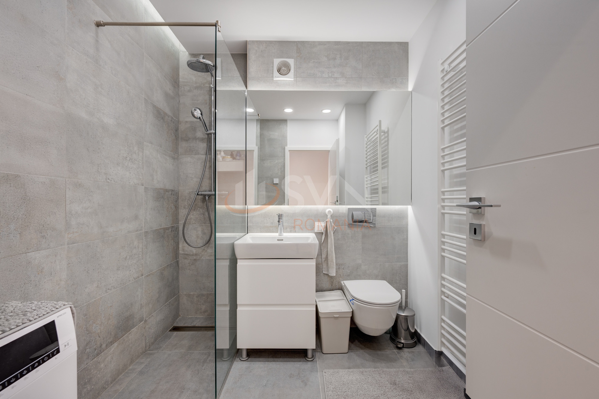 Apartament, 3 camere Bucuresti/Straulesti