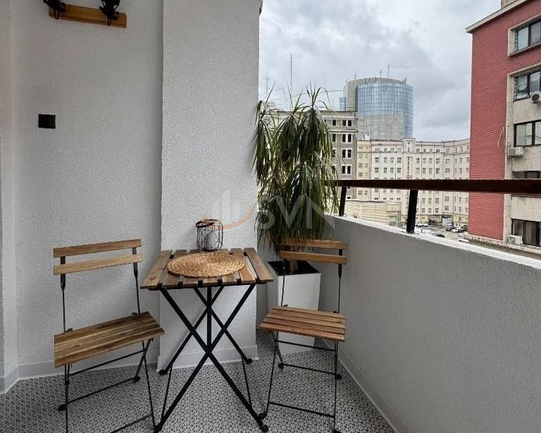 Apartament, 3 camere Bucuresti/Calea Victoriei
