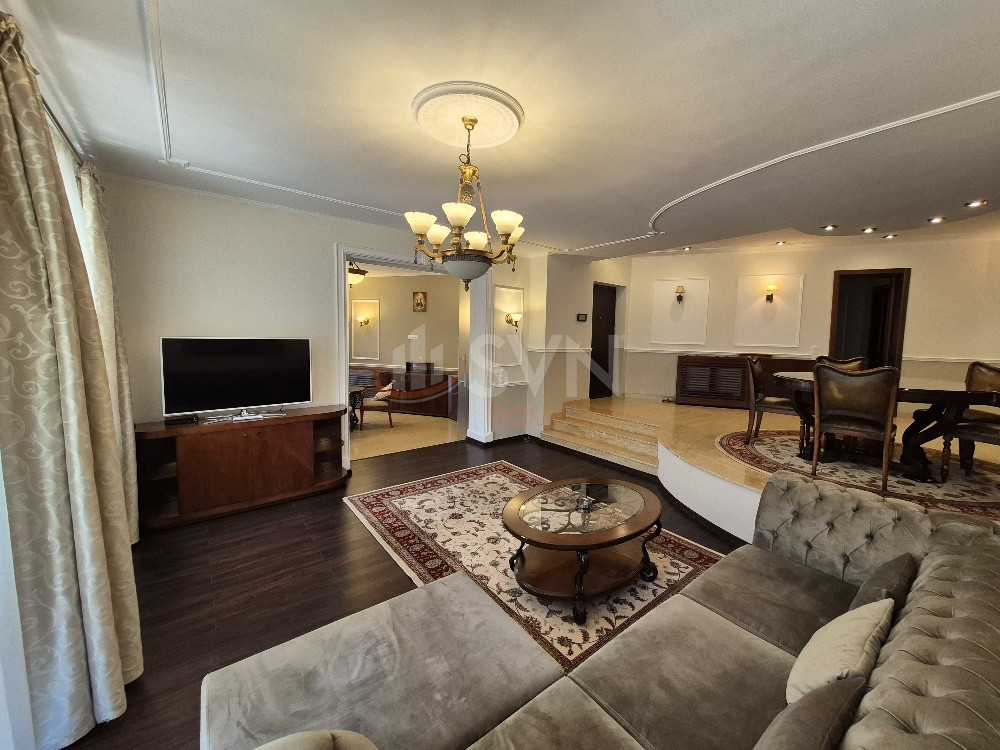 Apartament, 3 camere Bucuresti/Primaverii