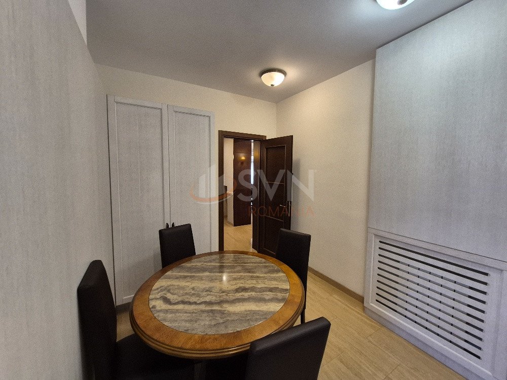 Apartament, 3 camere Bucuresti/Primaverii