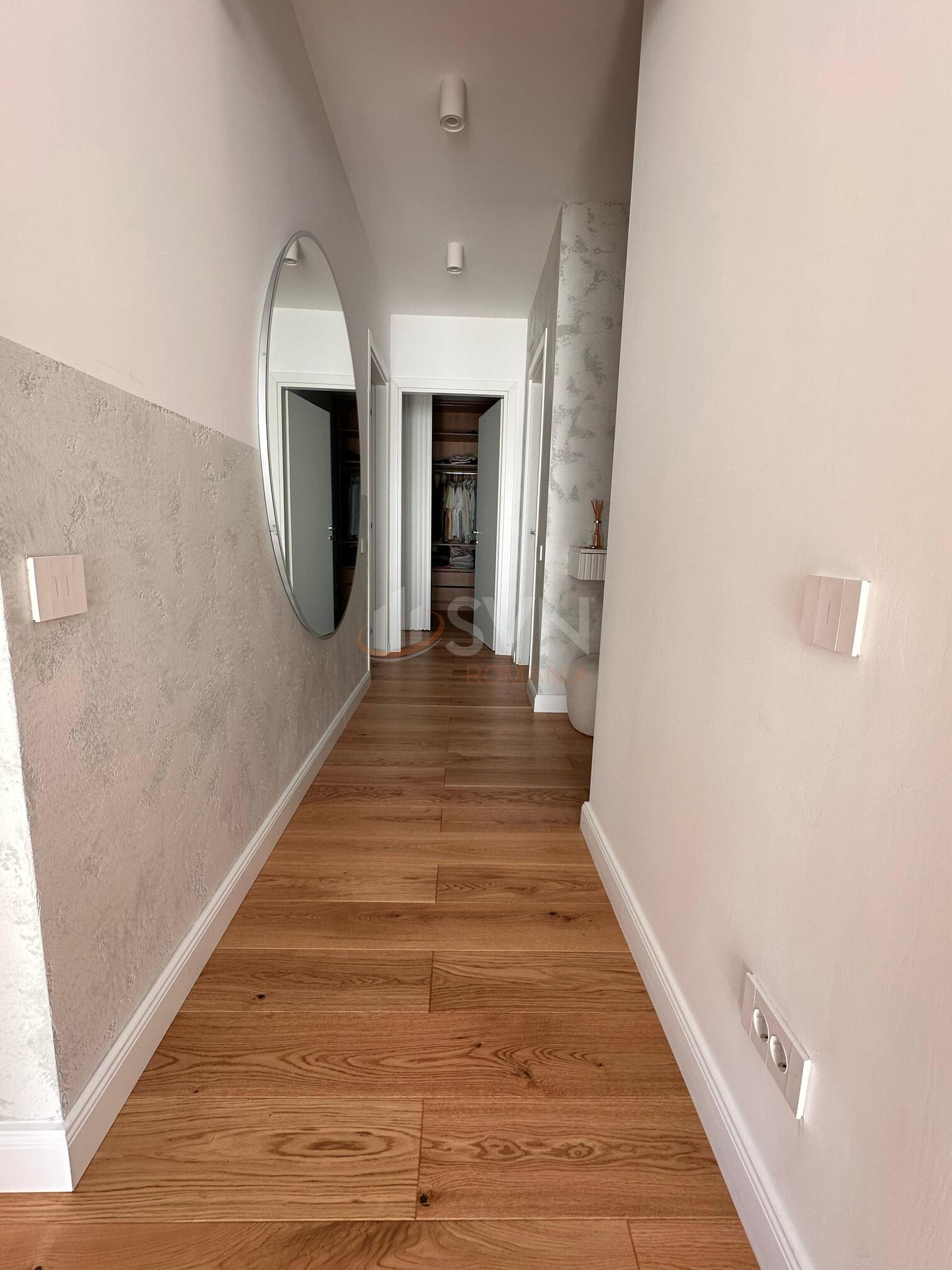 Apartament, 3 camere Bucuresti/Piata Victoriei