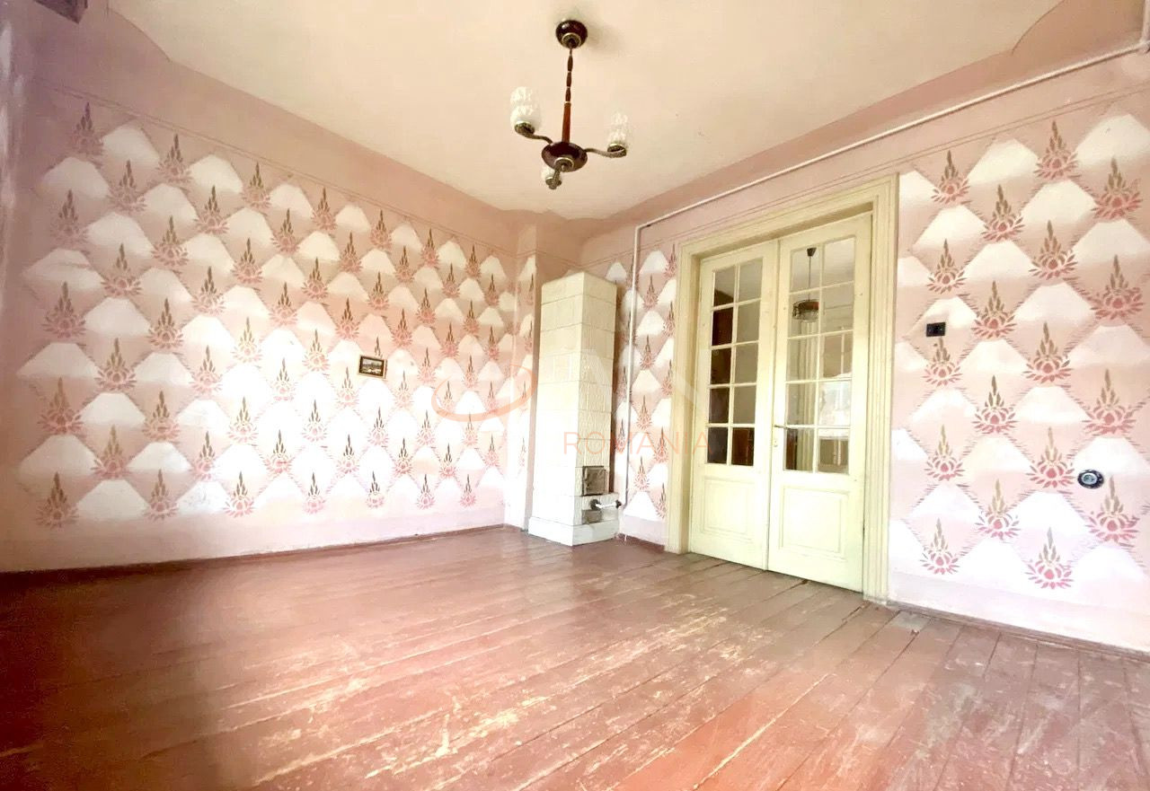 Apartament, 3 camere Bucuresti/Decebal