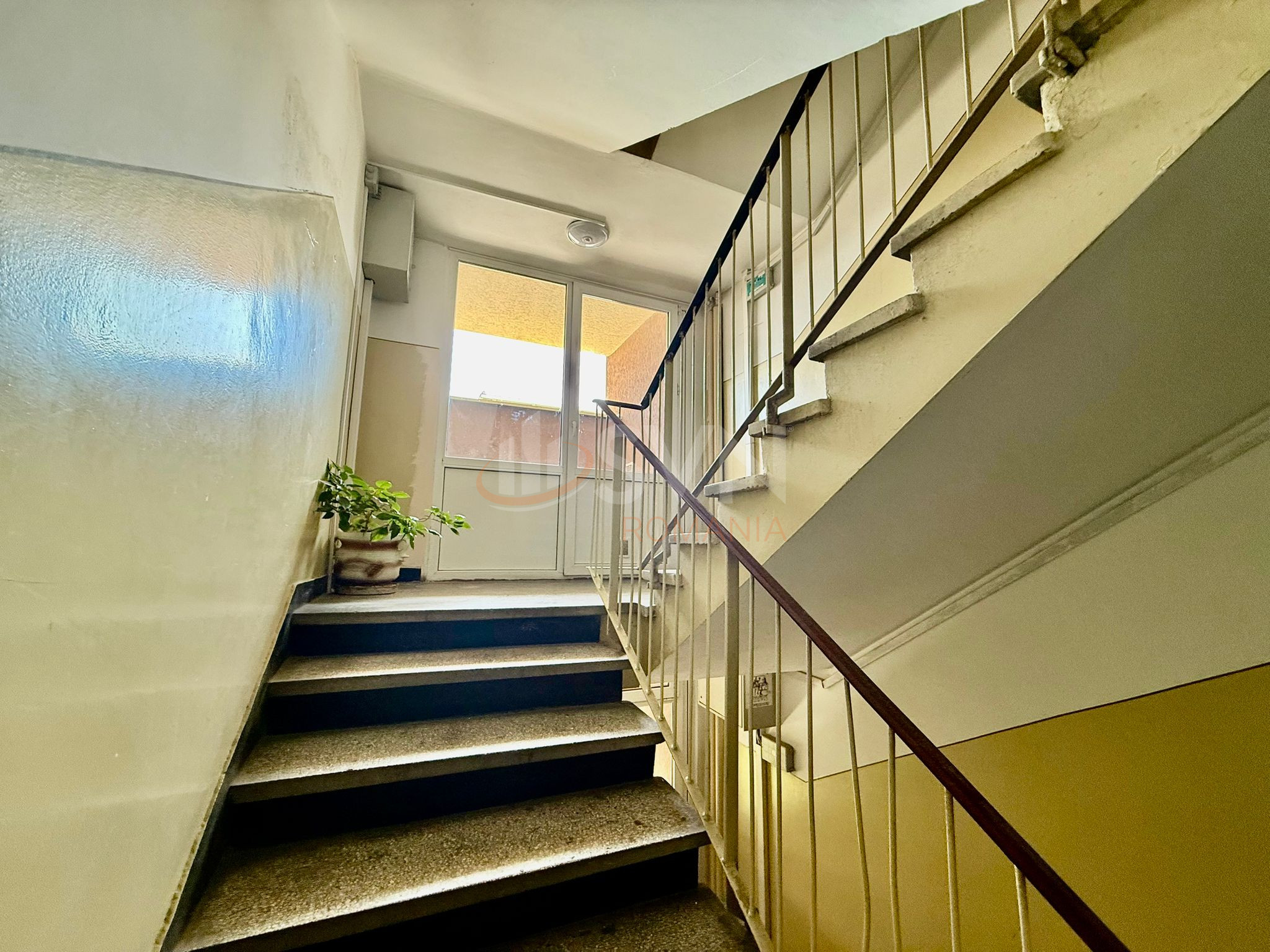 Apartament, 3 camere Bucuresti/Piata Muncii