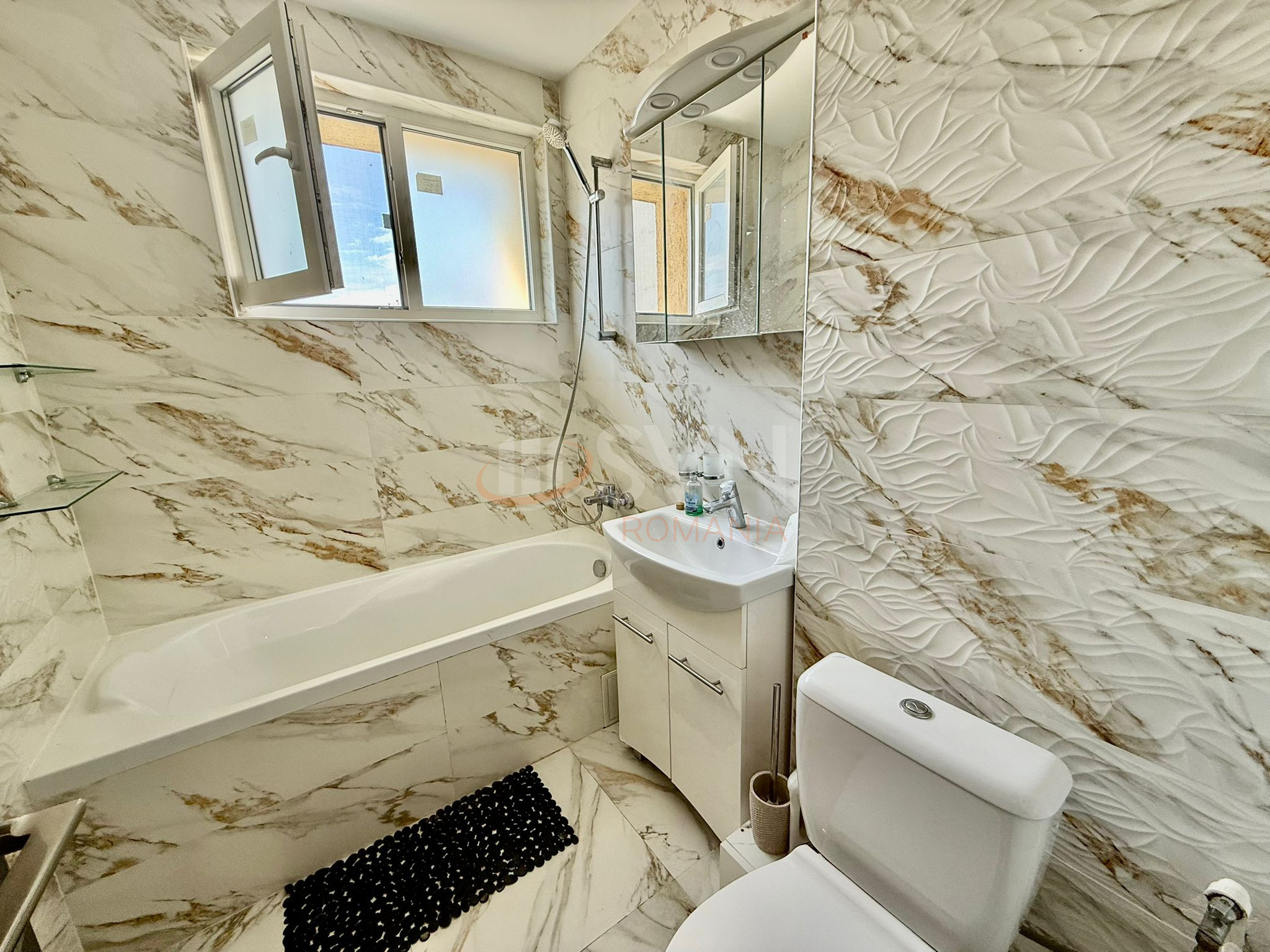 Apartament, 3 camere Bucuresti/Piata Muncii