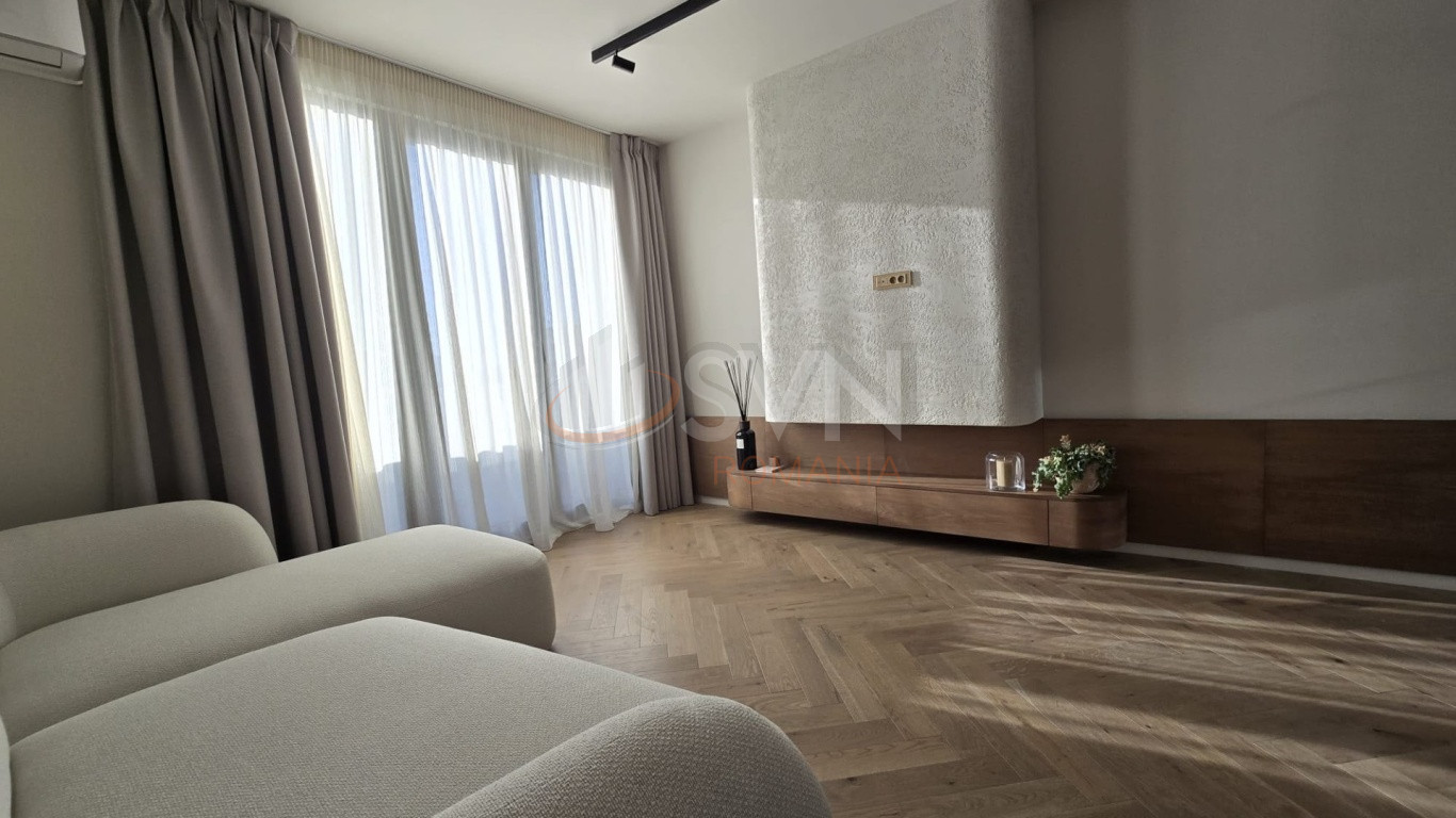 Apartament, 3 camere Bucuresti/P-ta Unirii