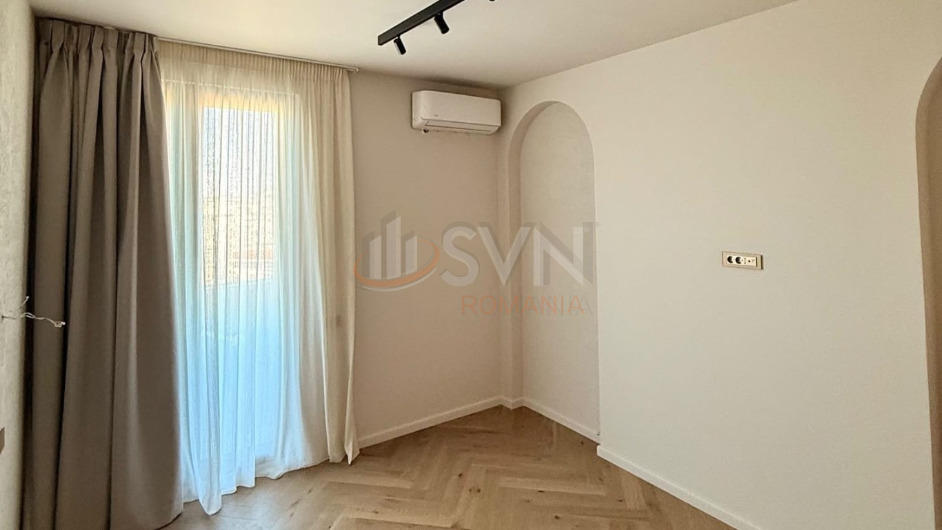 Apartament, 3 camere Bucuresti/P-ta Unirii