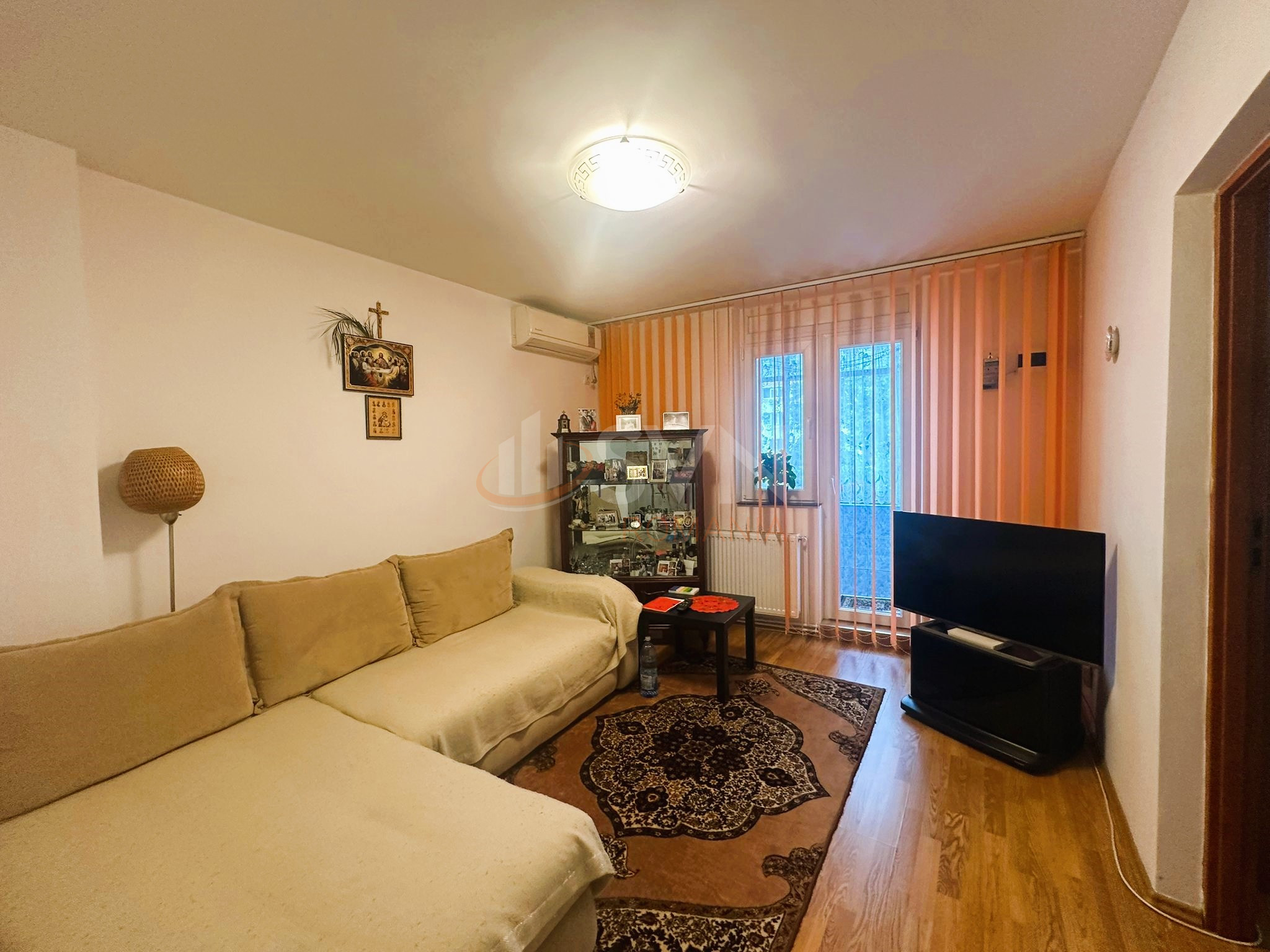 Apartament, 3 camere Bucuresti/1 Mai