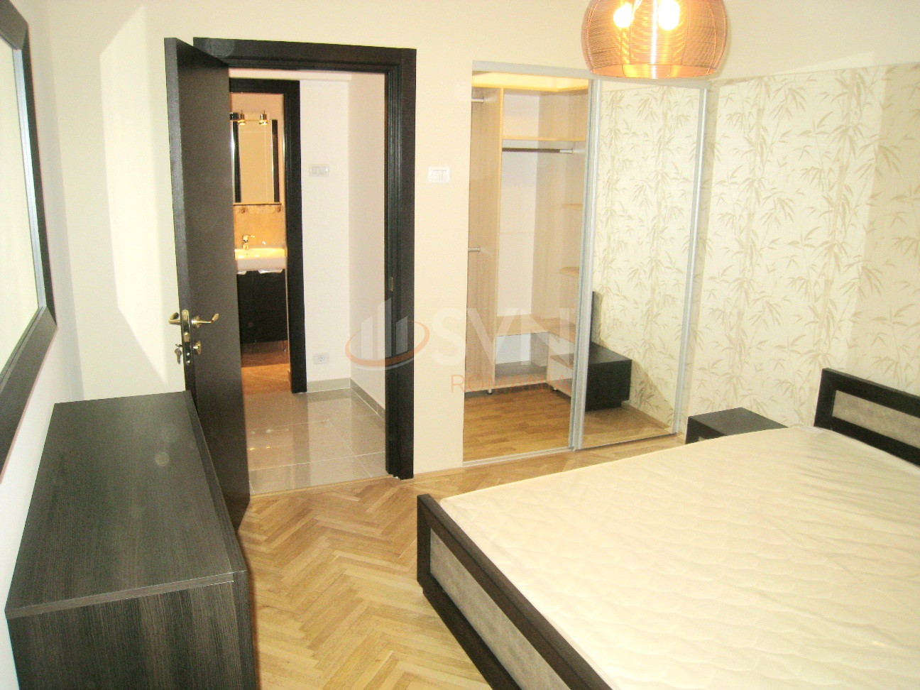 Apartament, 3 camere Bucuresti/Magheru
