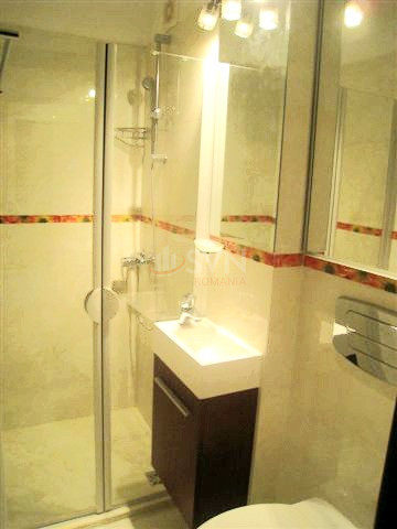 Apartament, 3 camere Bucuresti/Magheru