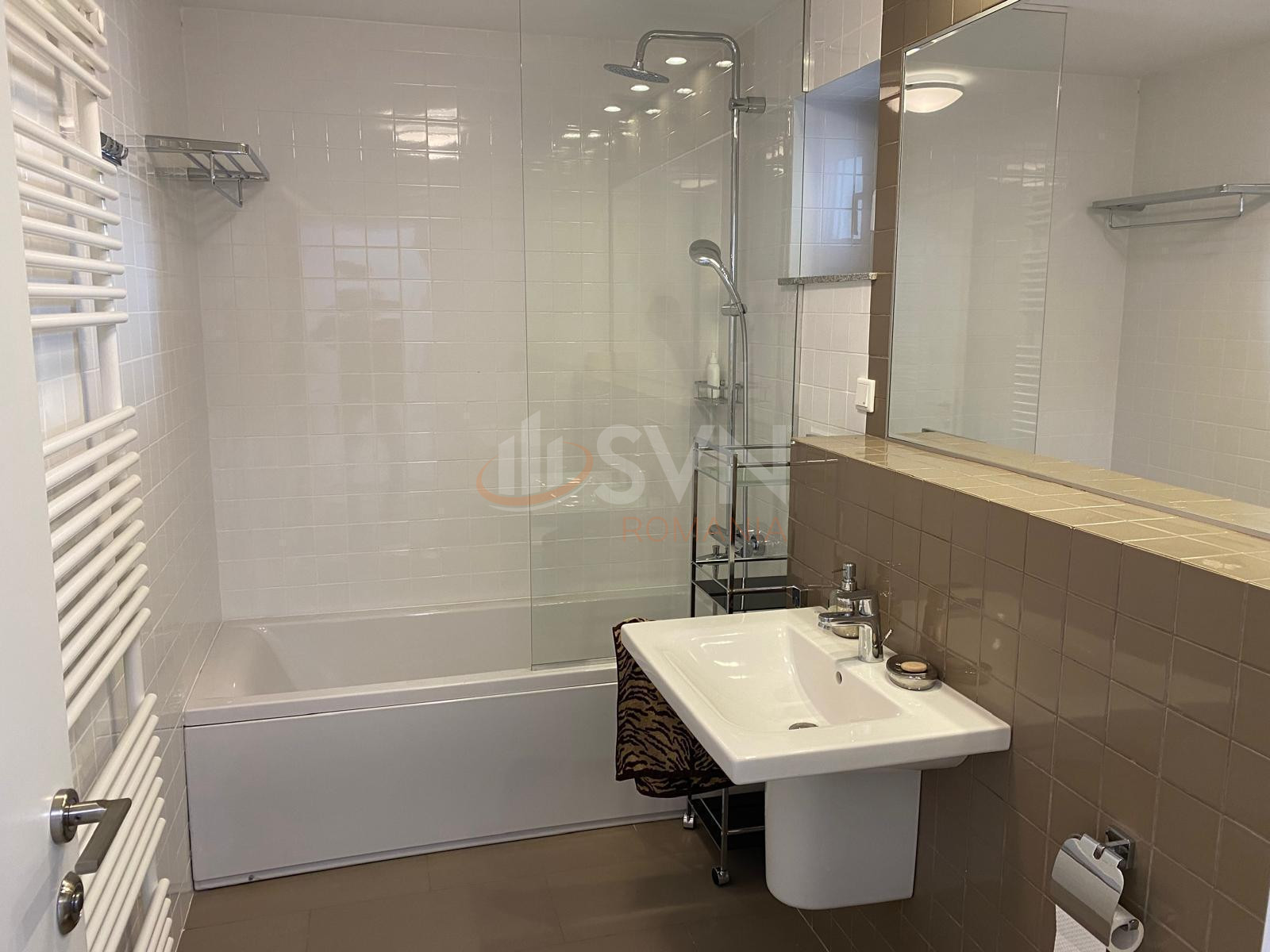 Apartament, 3 camere Bucuresti/Piata Romana