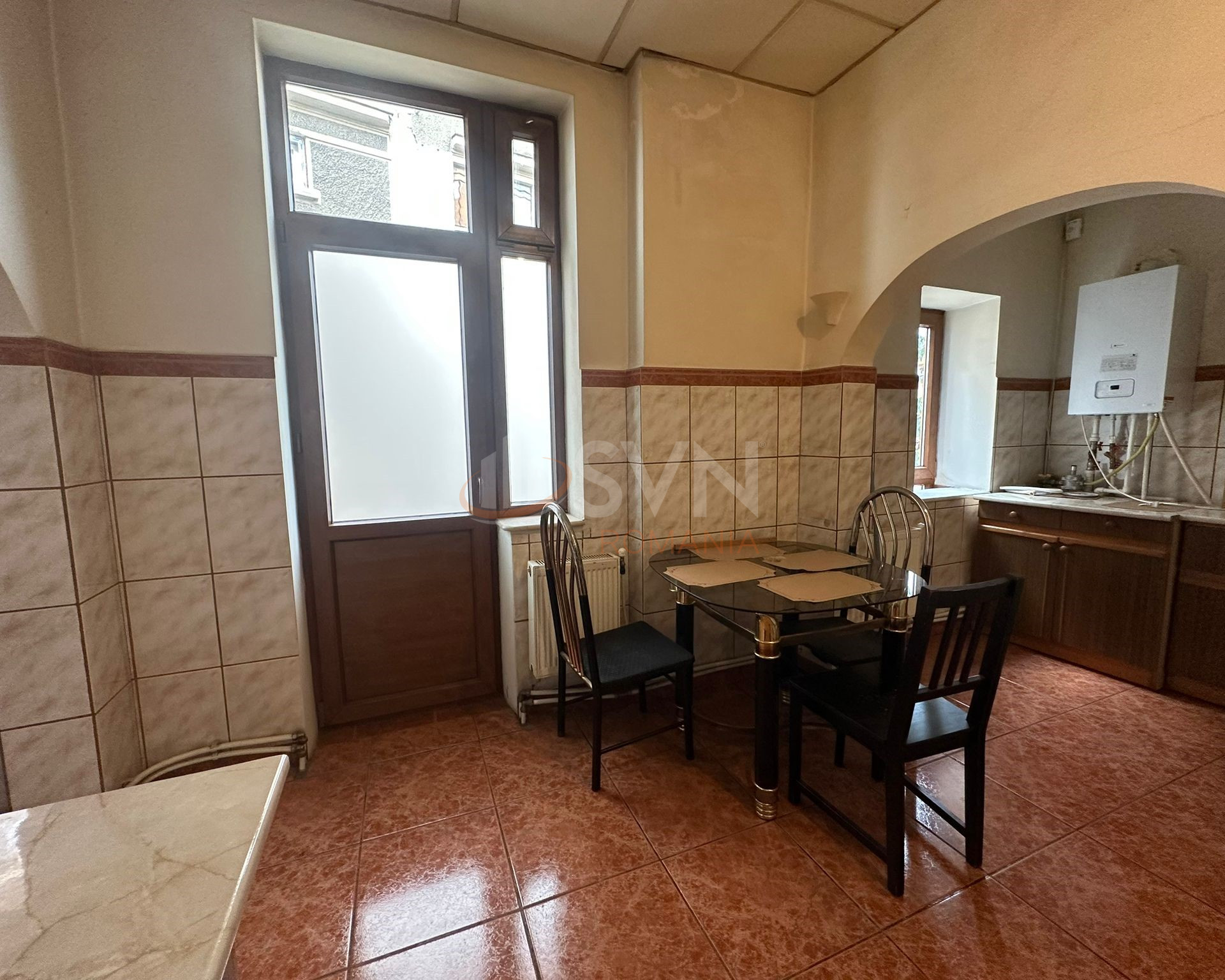 Apartament, 3 camere Bucuresti/Calea Calarasilor