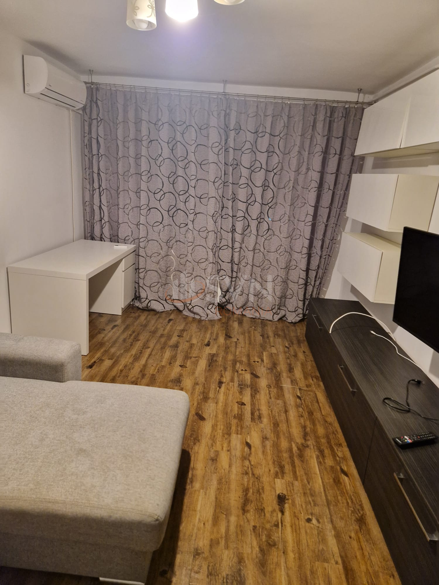 Apartament, 3 camere Bucuresti/Crangasi