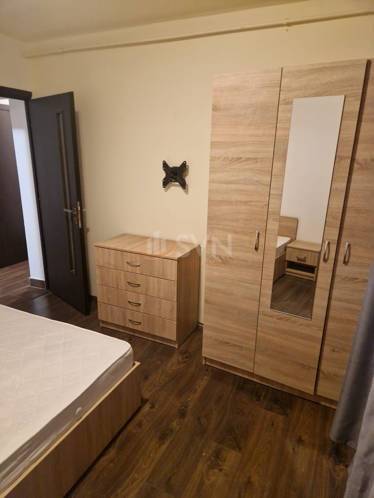 Apartament, 3 camere Bucuresti/Crangasi