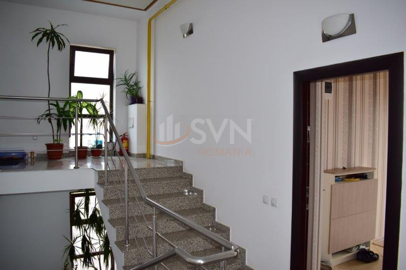 Apartament, 3 camere Bucuresti/Giulesti