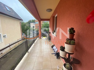 Apartament, 3 camere Cluj/Andrei Muresanu