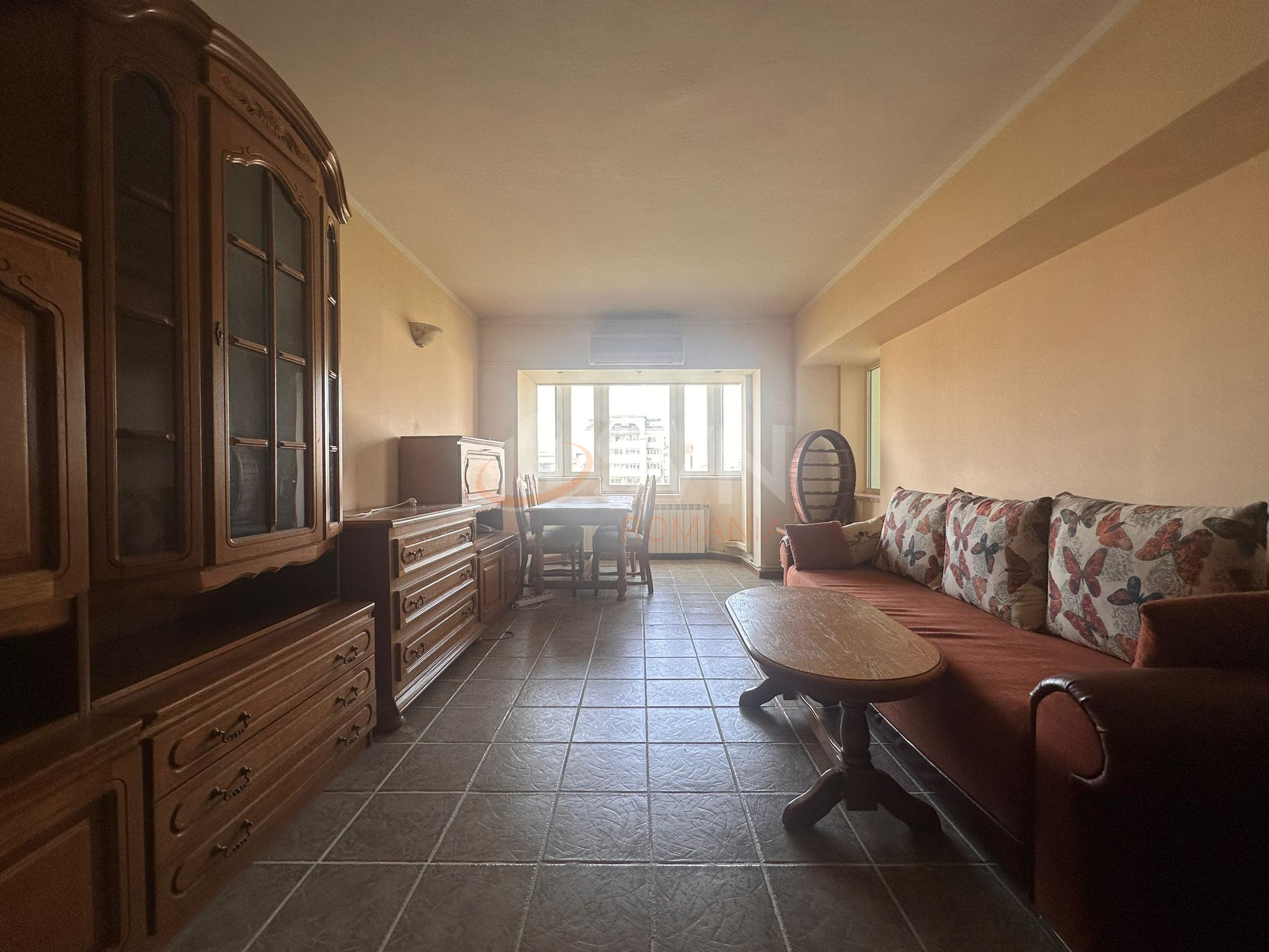 Apartament, 3 camere Bucuresti/Alba Iulia