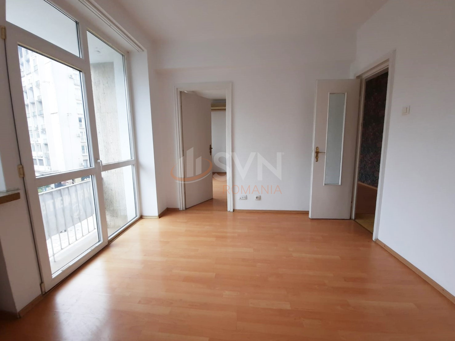 Apartament, 3 camere Bucuresti/Magheru