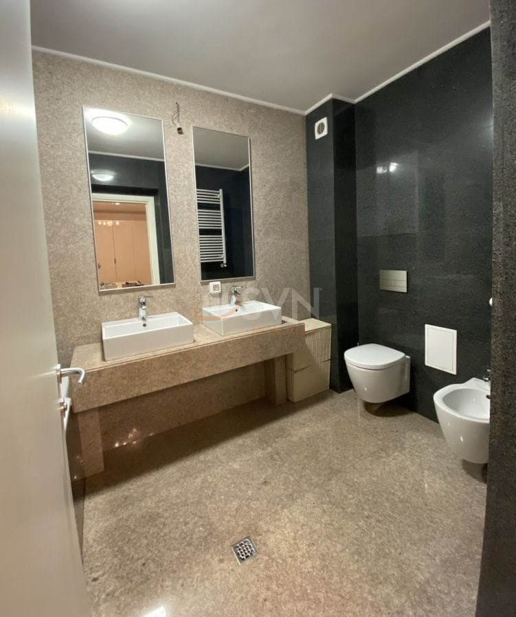 Apartament, 3 camere Bucuresti/Baneasa