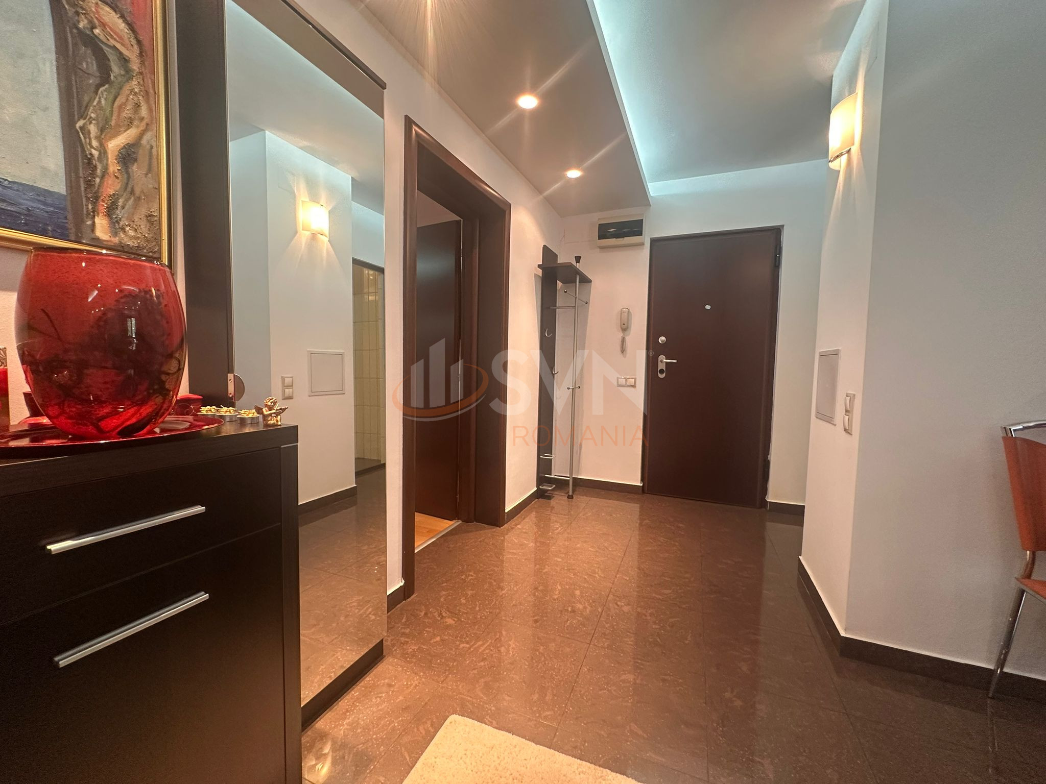 Apartament, 3 camere Bucuresti/Piata Unirii (s3)