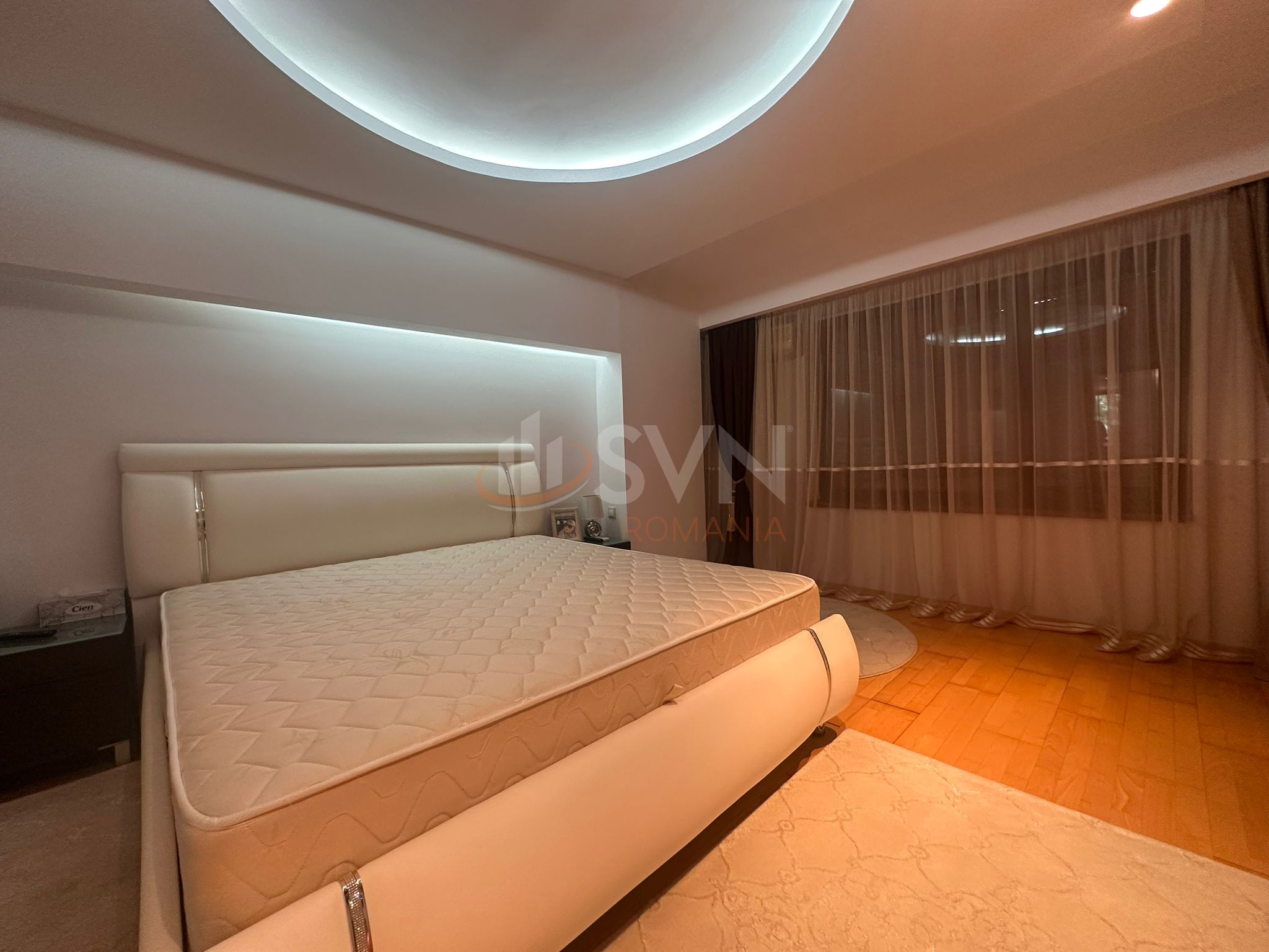 Apartament, 3 camere Bucuresti/Piata Unirii (s3)