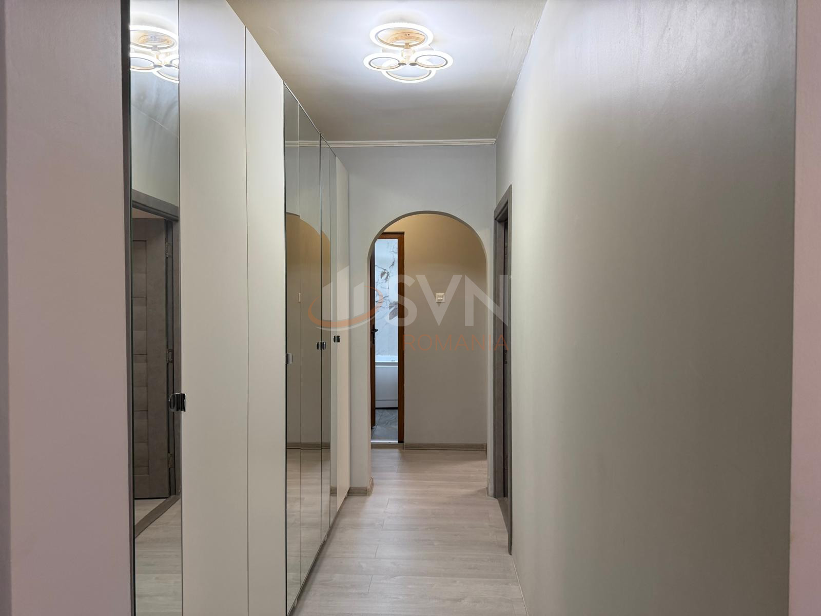 Apartament, 3 camere Bucuresti/Piata Muncii