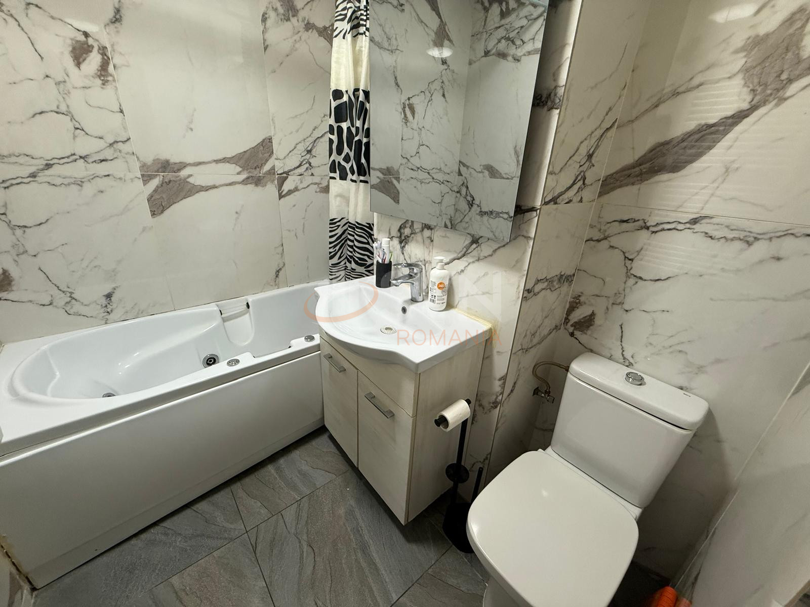 Apartament, 3 camere Bucuresti/Piata Muncii