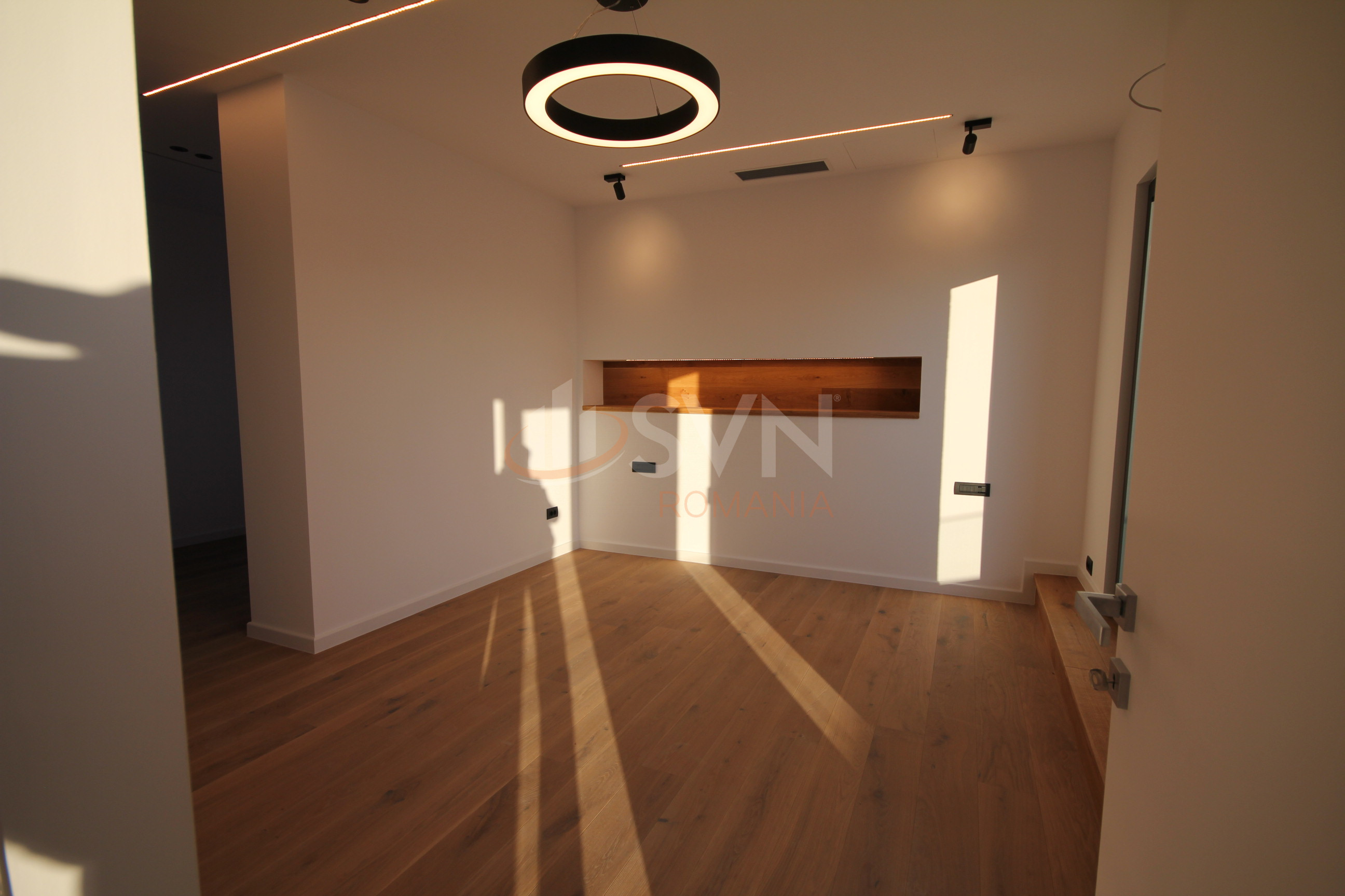 Apartament, 3 camere Bucuresti/Baneasa