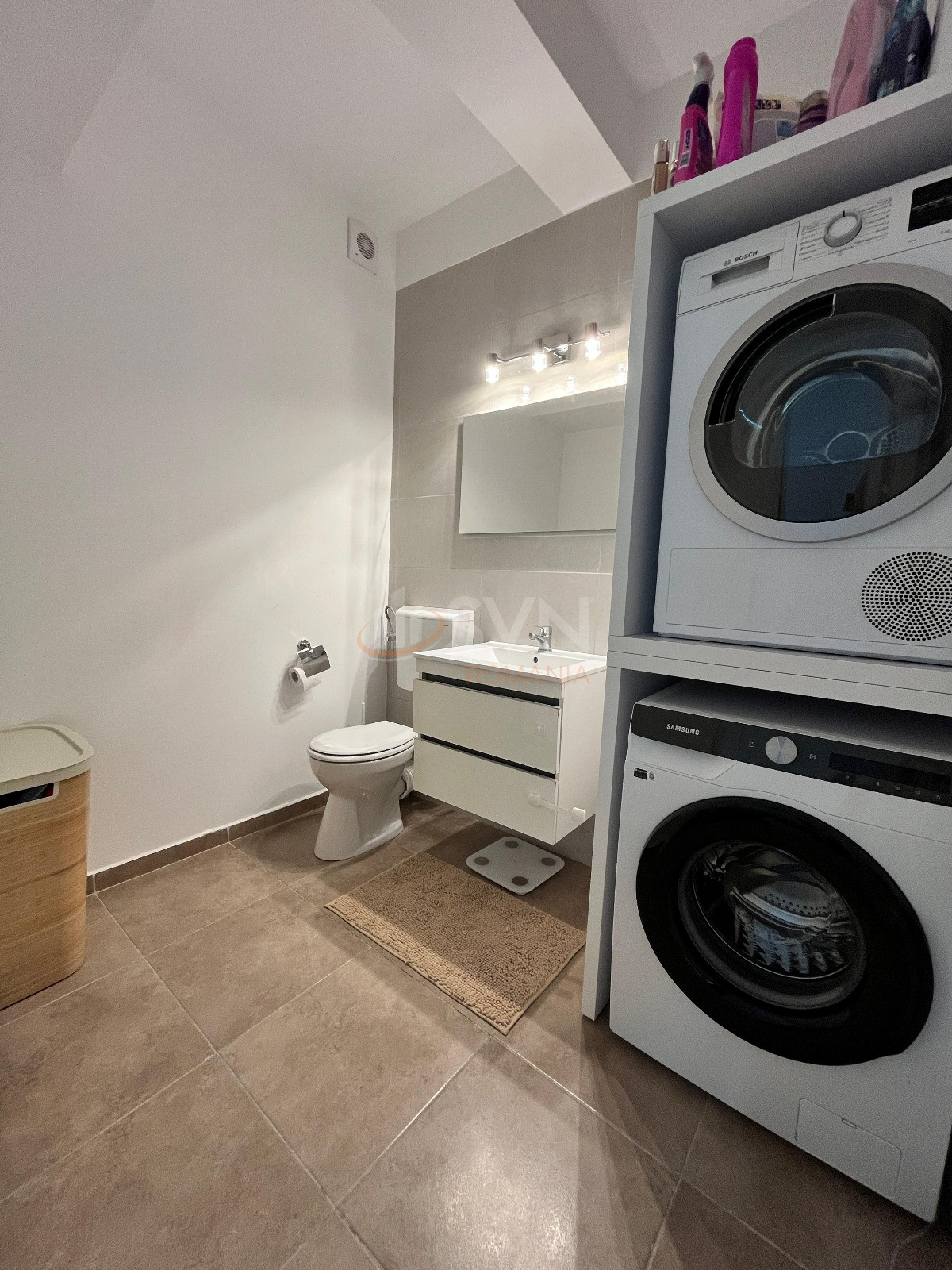 Apartament, 3 camere Bucuresti/Straulesti