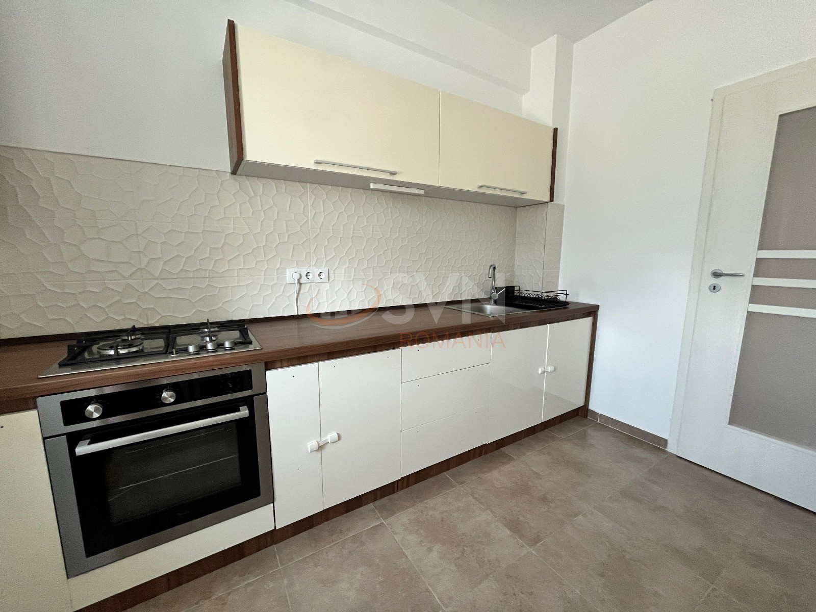 Apartament, 3 camere Bucuresti/Straulesti