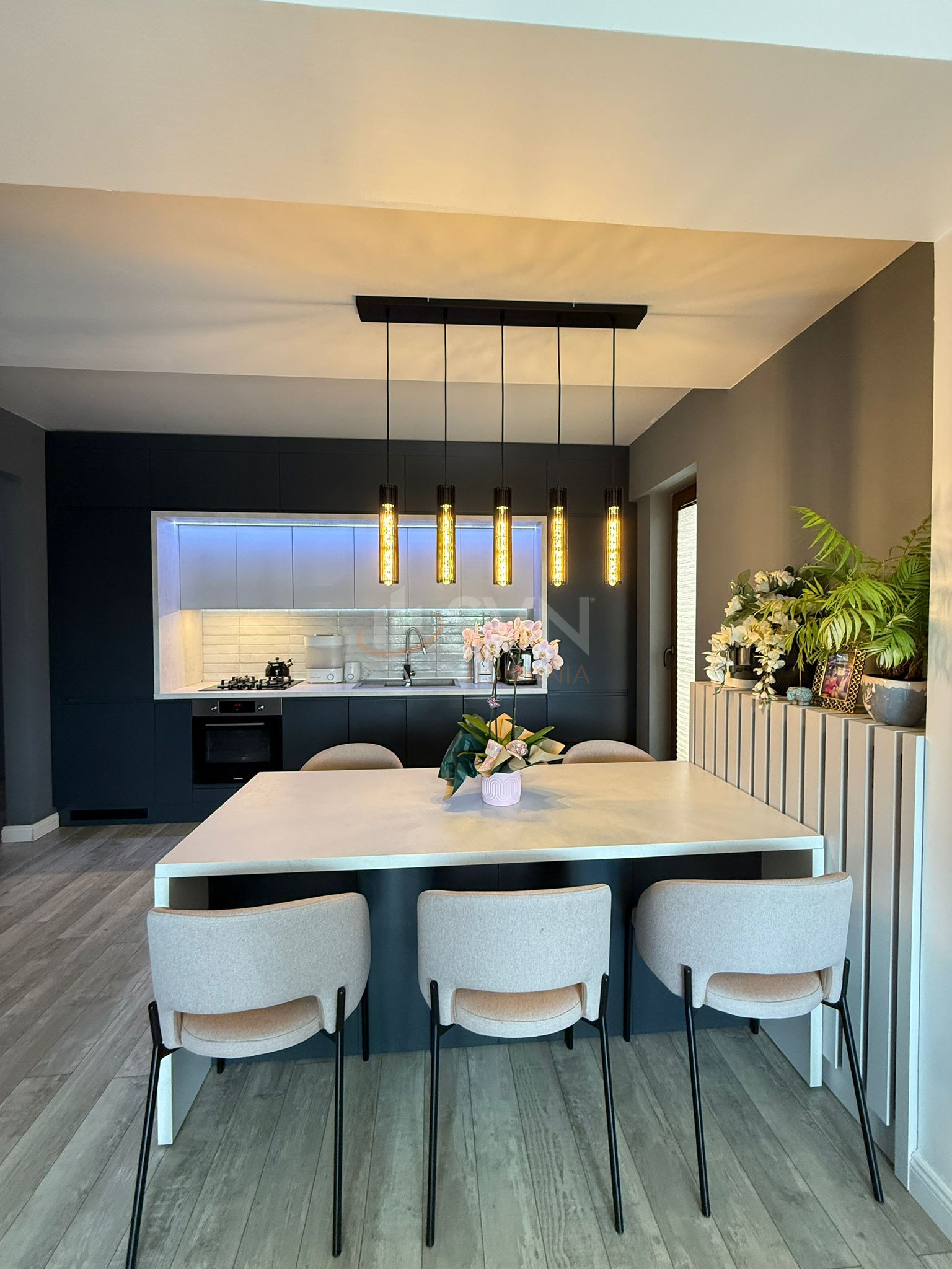 Apartament, 3 camere Bucuresti/Tei