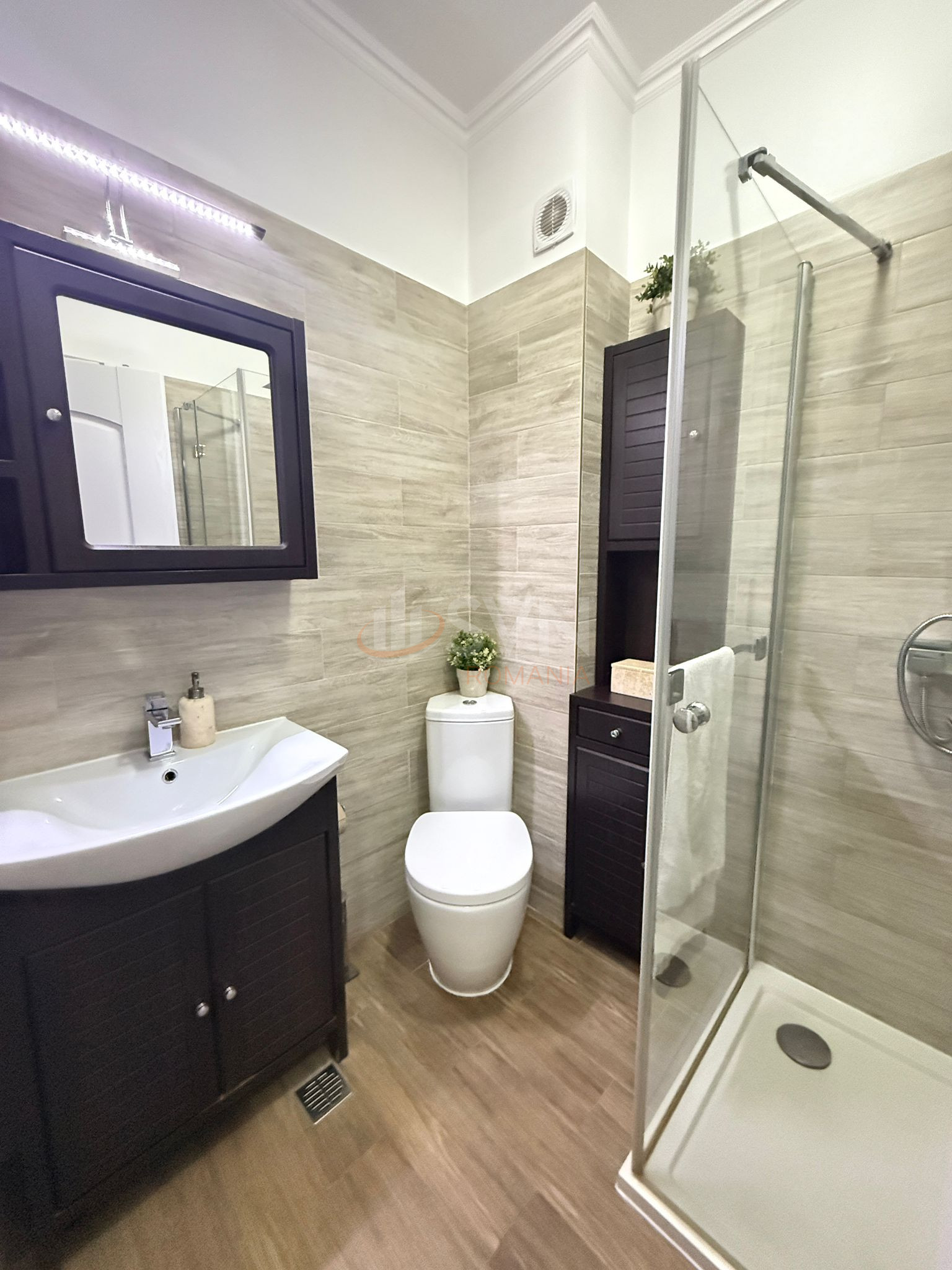 Apartament, 3 camere Bucuresti/Tei