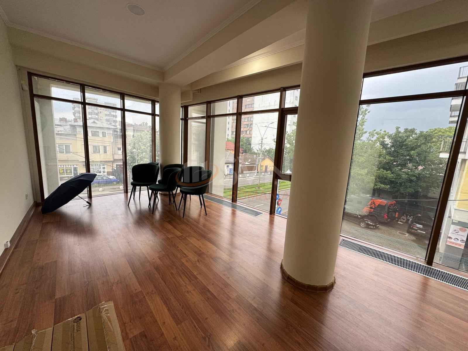 Apartament, 3 camere Bucuresti/Eroii Revolutiei