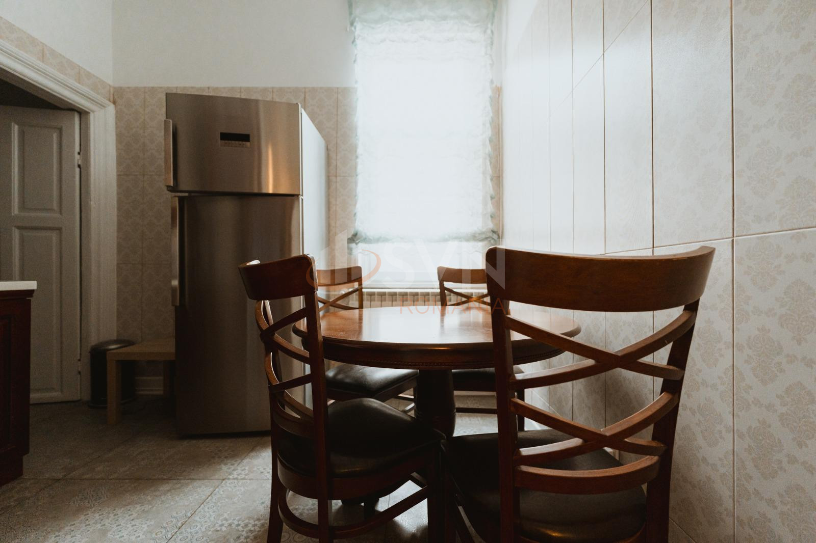 Apartament, 3 camere Bucuresti/Calea Victoriei