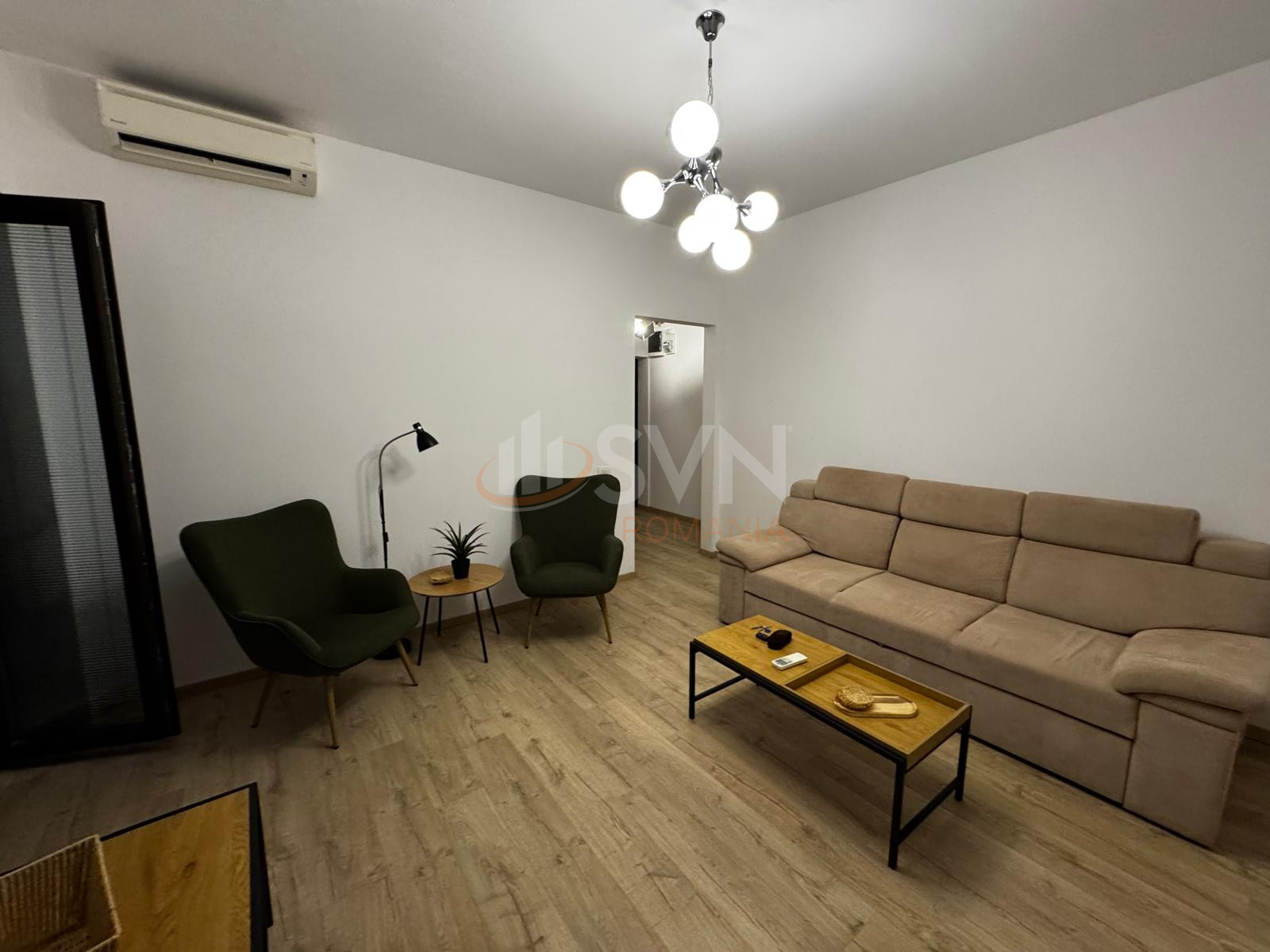 Apartament, 3 camere Bucuresti/Calea Victoriei