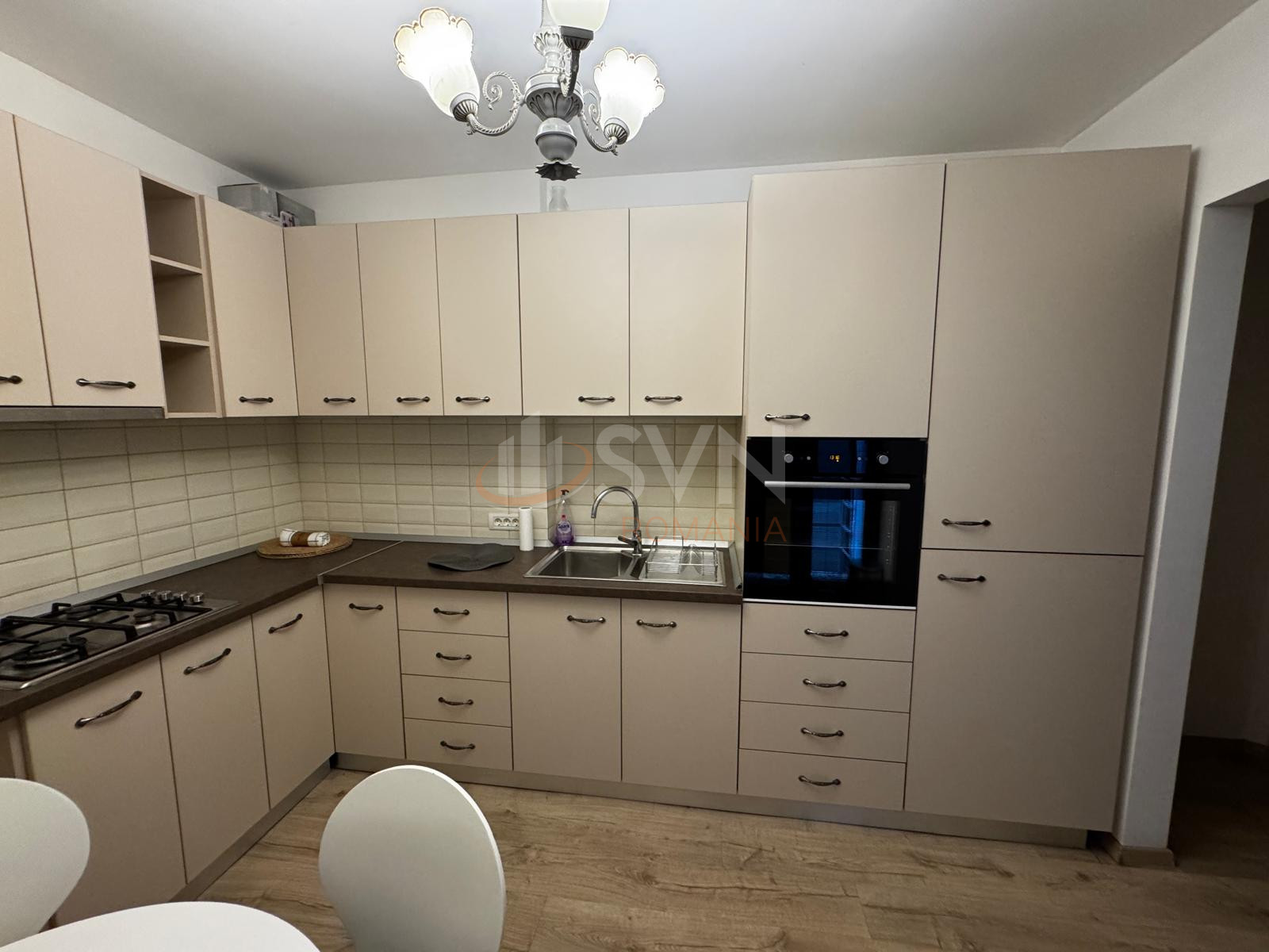 Apartament, 3 camere Bucuresti/Calea Victoriei