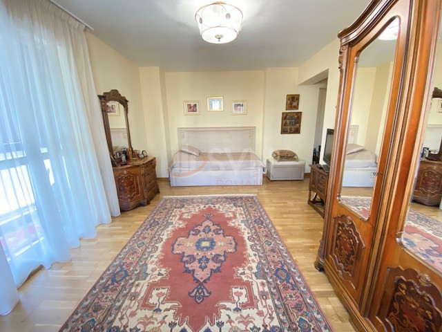 Apartament, 3 camere Bucuresti/Decebal