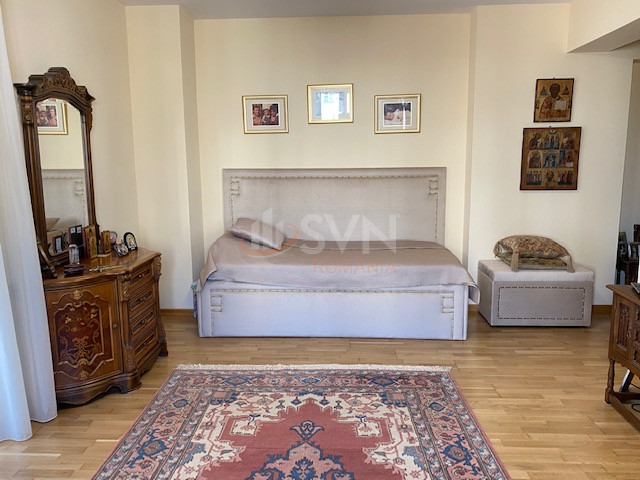 Apartament, 3 camere Bucuresti/Decebal