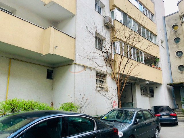 Apartament, 3 camere Bucuresti/Universitate (s1)