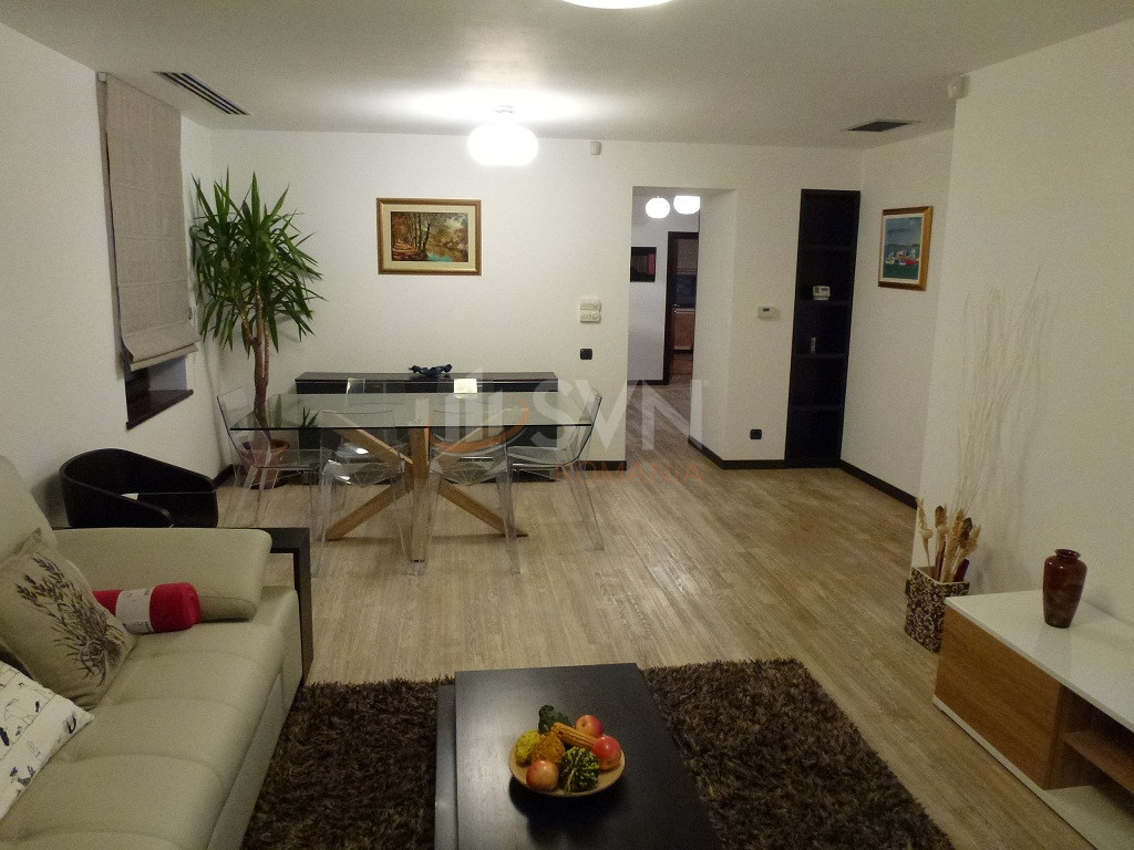 Apartament, 3 camere Bucuresti/Primaverii