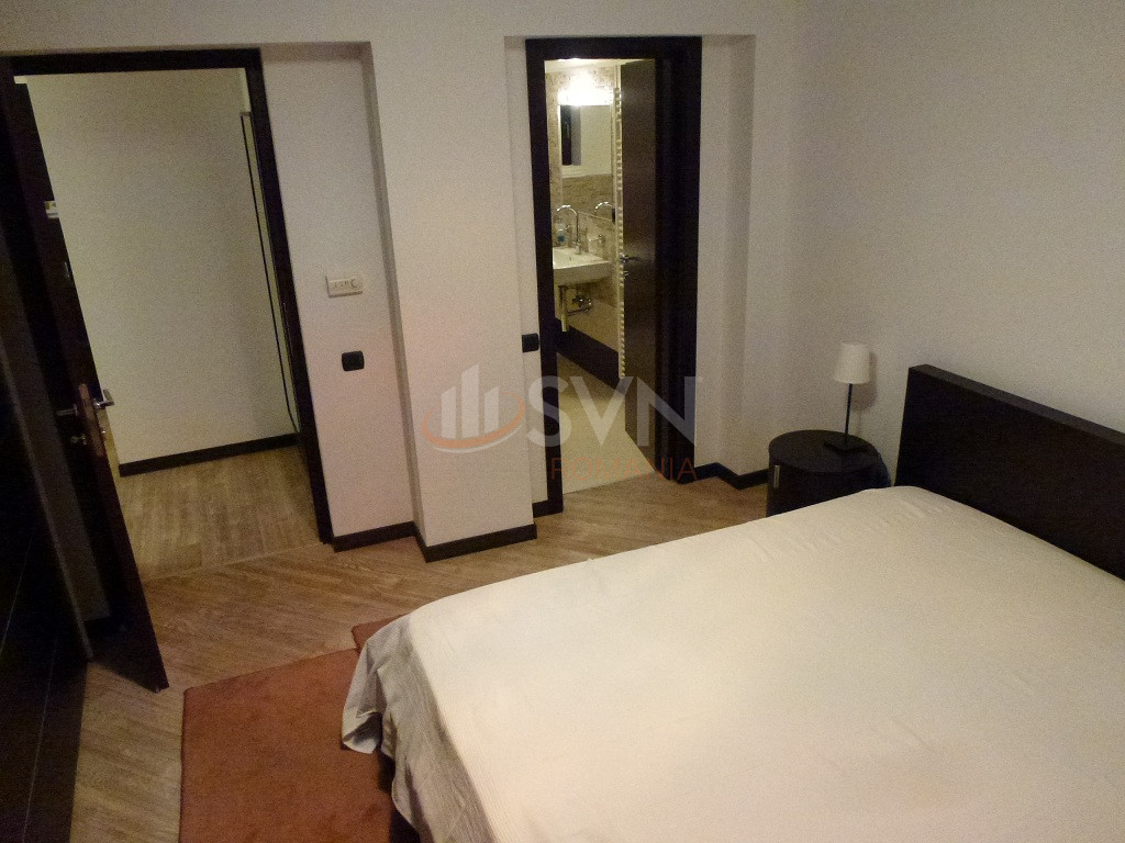 Apartament, 3 camere Bucuresti/Primaverii